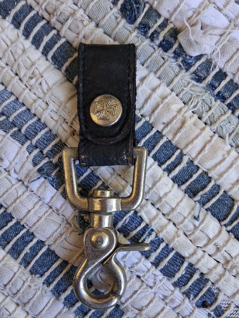 Easy Rider Keychain - Picture 4 of 4